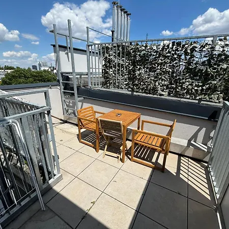 Orestaliving - Penthouse In 2Nd District With View Vienna Exterior photo